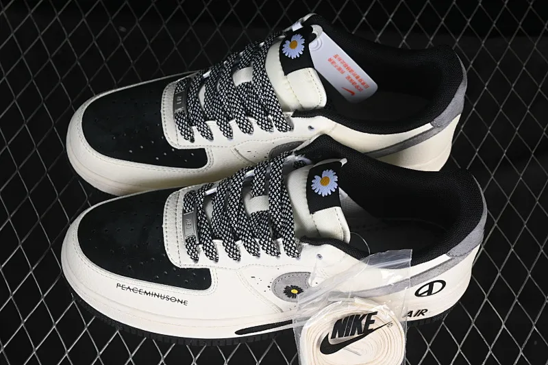 All Categories Nk Air Force 1 Air Force Series Nk Air Force 1 Low Air Force Low Nike Air Force 1'07 Low G-Dragon Co-branded Daisy Beige Black Gray Air Force 1 Low-top Casual Sneakers QW5606-265